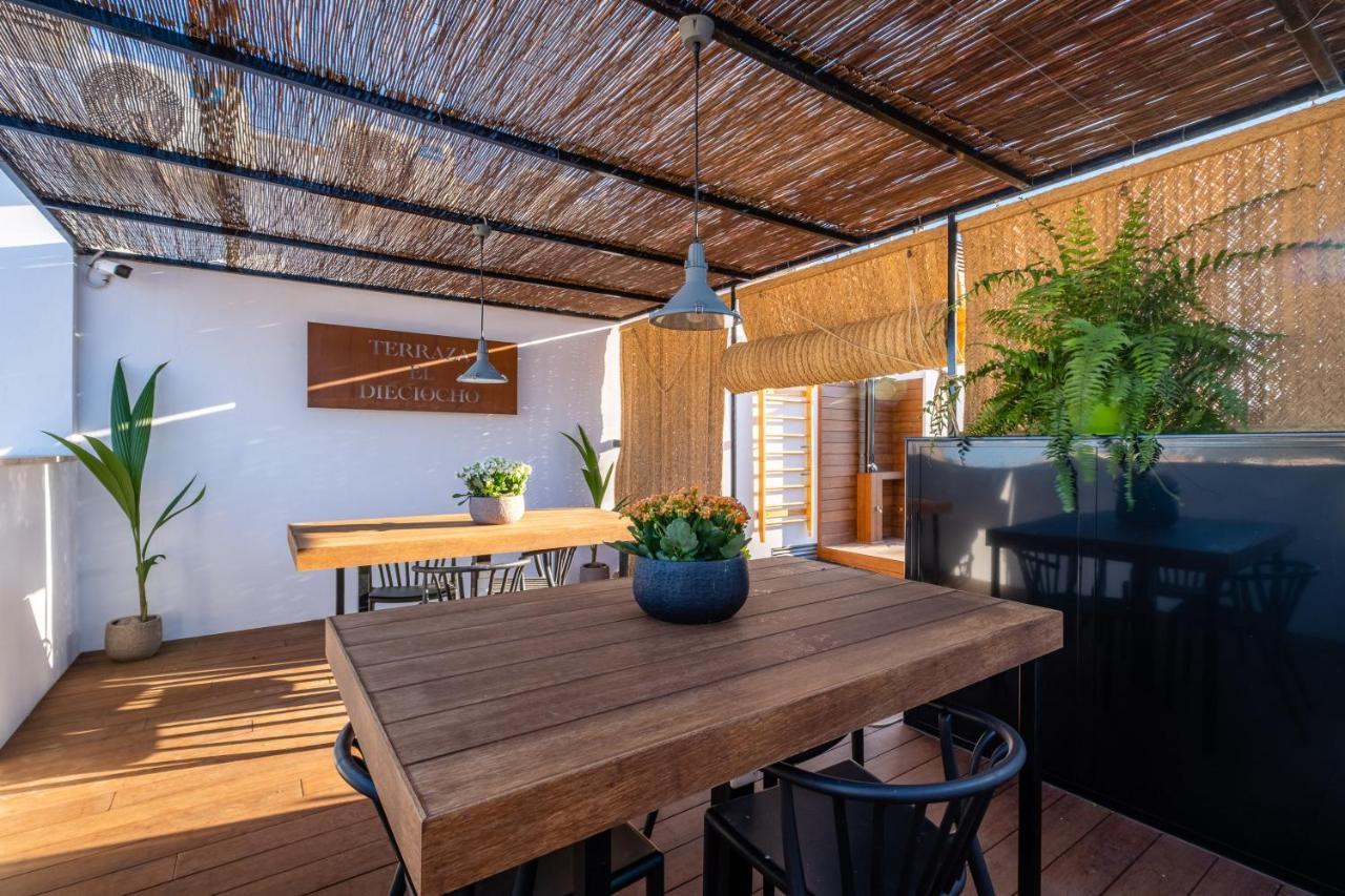 Minty Stay - Trinidad Apartments Málaga Kültér fotó